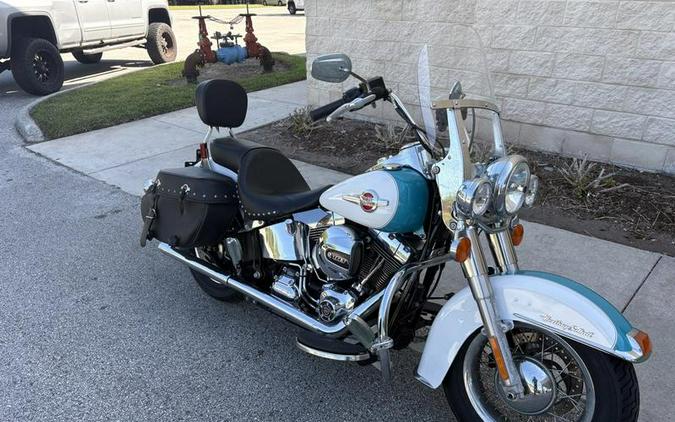 2017 Harley-Davidson® FLSTC - Heritage Softail® Classic