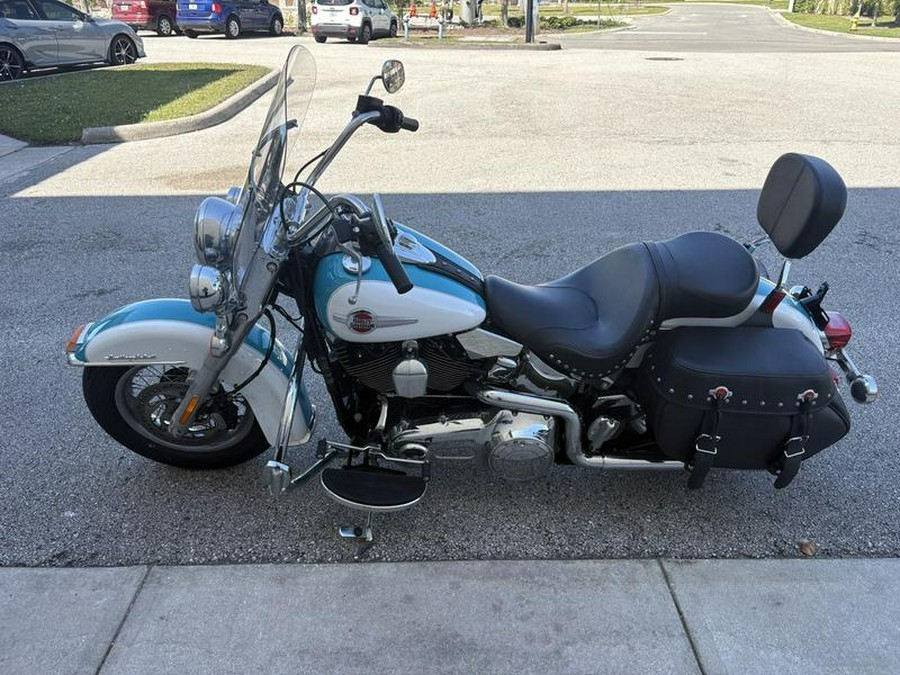 2017 Harley-Davidson® FLSTC - Heritage Softail® Classic