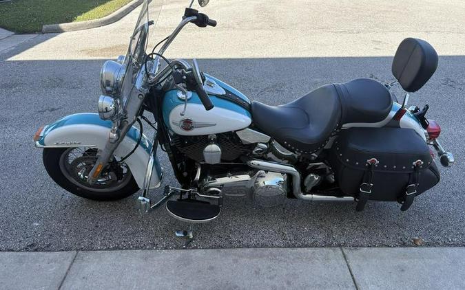 2017 Harley-Davidson® FLSTC - Heritage Softail® Classic
