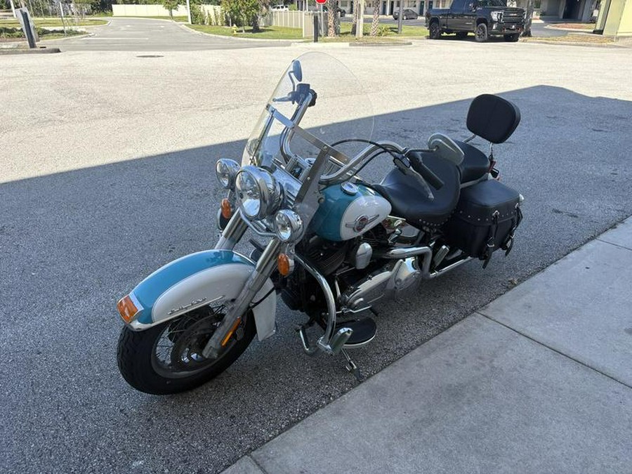2017 Harley-Davidson® FLSTC - Heritage Softail® Classic