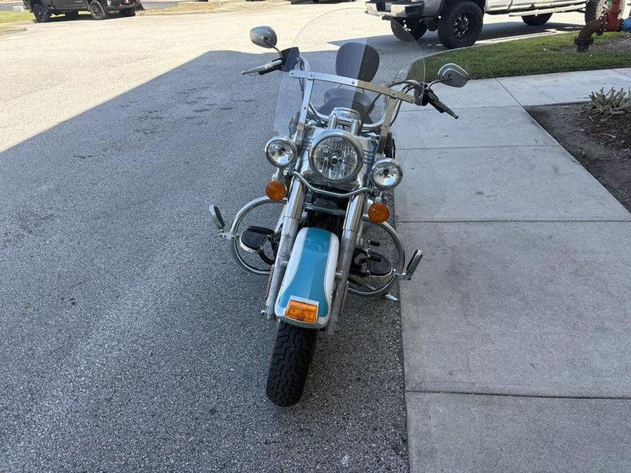 2017 Harley-Davidson® FLSTC - Heritage Softail® Classic