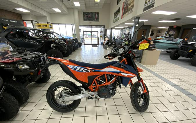 2024 KTM SMC 690 R