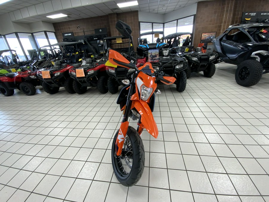 2024 KTM SMC 690 R