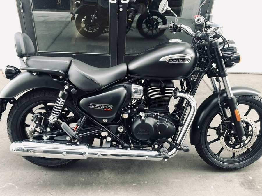 2023 Royal Enfield Meteor 350 Stellar Black