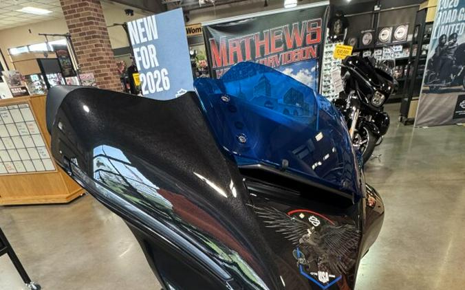 2026 Harley-Davidson® Street Glide® Midnight Ember Chrome Trim