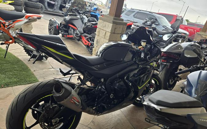 2023 SUZUKI GSXR1000R CA
