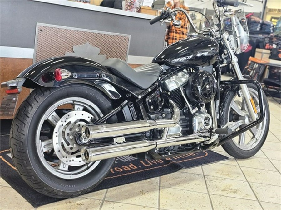 2022 Harley-Davidson Softail Standard