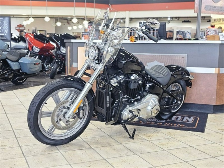 2022 Harley-Davidson Softail Standard