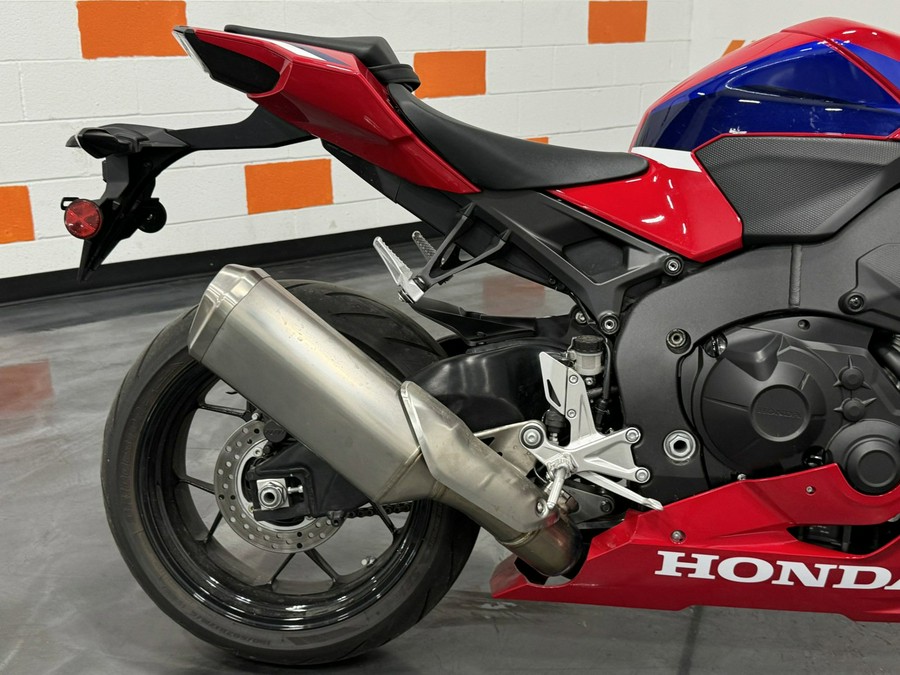 2022 HONDA CBR