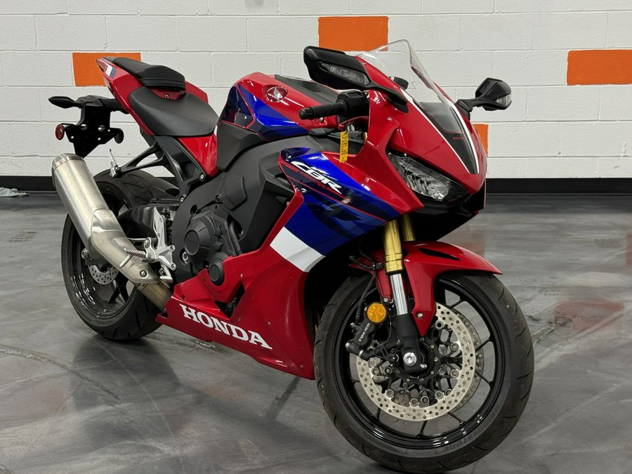 2022 HONDA CBR