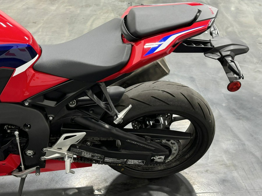 2022 HONDA CBR