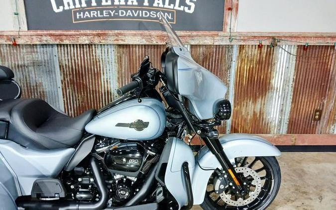 2025 Harley-Davidson® FLHTCUTG - Tri Glide® Ultra