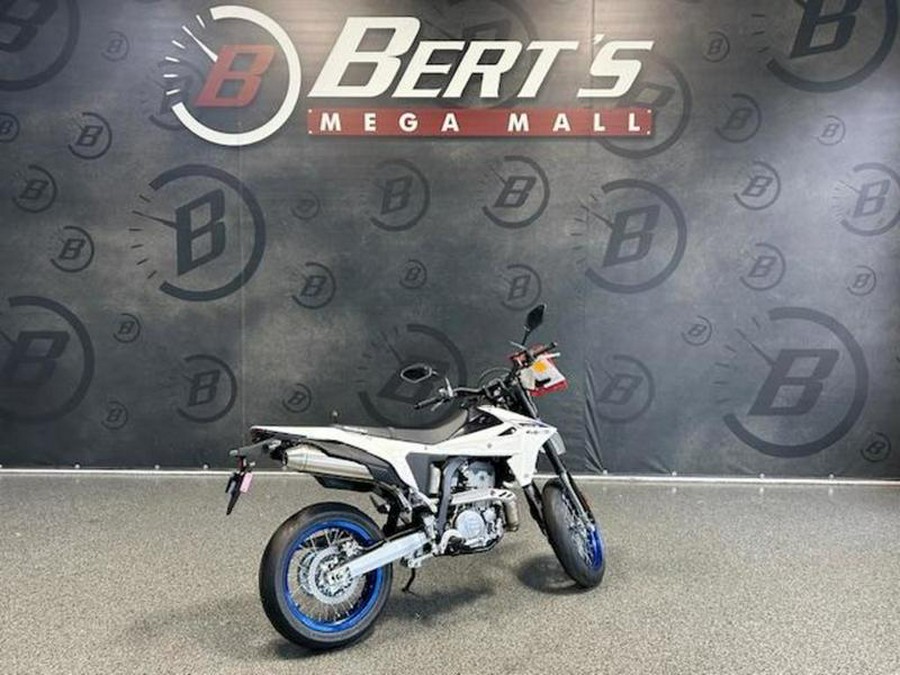 2025 Suzuki DR-Z4SM