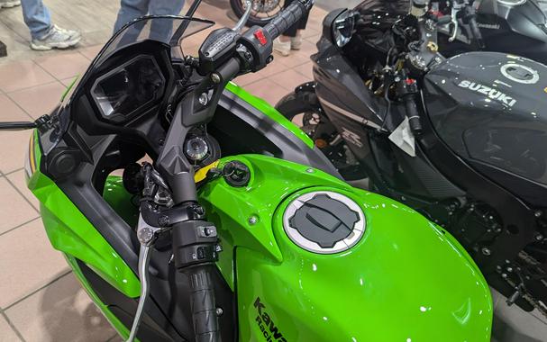 2025 KAWASAKI NINJA 650 KRT EDITION ABS