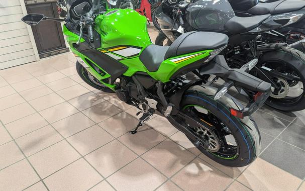 2025 KAWASAKI NINJA 650 KRT EDITION ABS