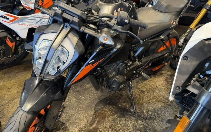 2020 KTM 790 Duke