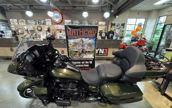 2026 Olive Steel Metallic / Vivid Black - Black