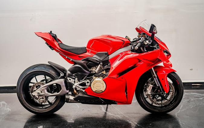 2025 Ducati Panigale V4