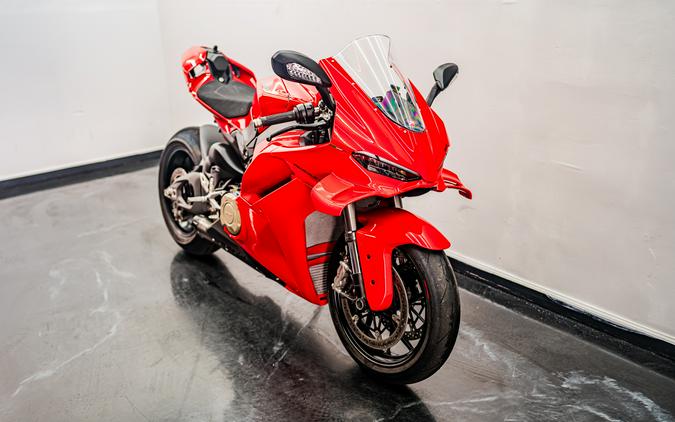 2025 Ducati Panigale V4