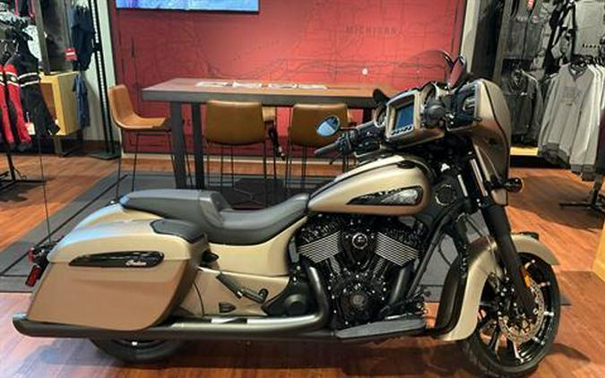 2024 Indian Motorcycle Chieftain® Dark Horse® Icon with PowerBand Audio Package