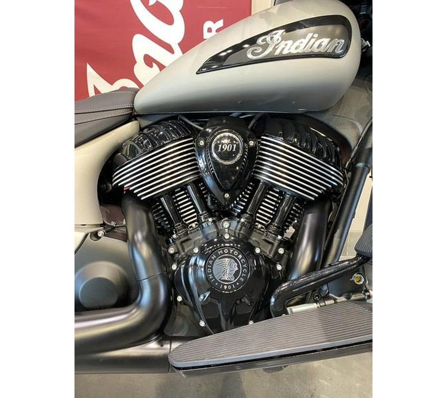 2023 Indian Motorcycle® Roadmaster® Dark Horse® Silver Quartz Smoke