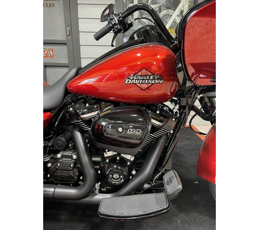 2025 Harley-Davidson® FLTRT - Road Glide® 3