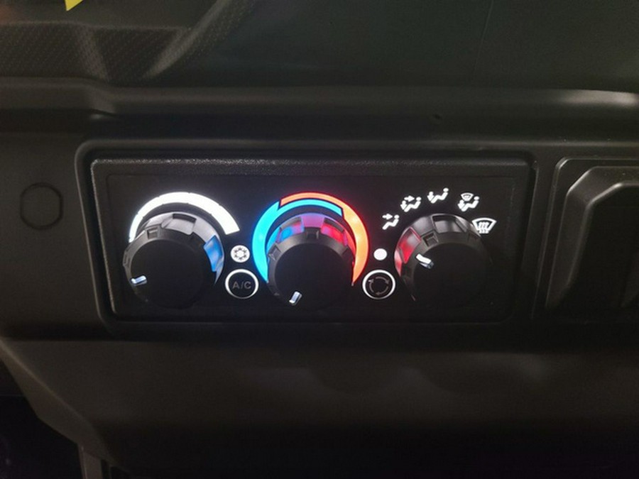 2026 Can-Am Defender MAX LONE STAR CAB HD11