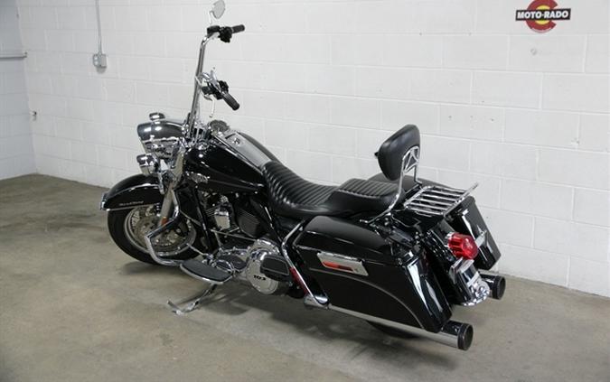 2011 HARLEY DAVIDSON Road King Classic