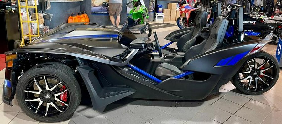 2023 Polaris Slingshot® Slingshot® R Graphite Blue (AutoDrive)