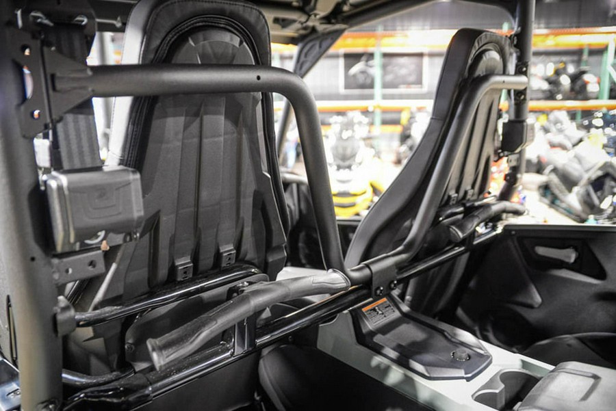 2026 Yamaha Wolverine RMAX4 1000 XT-R