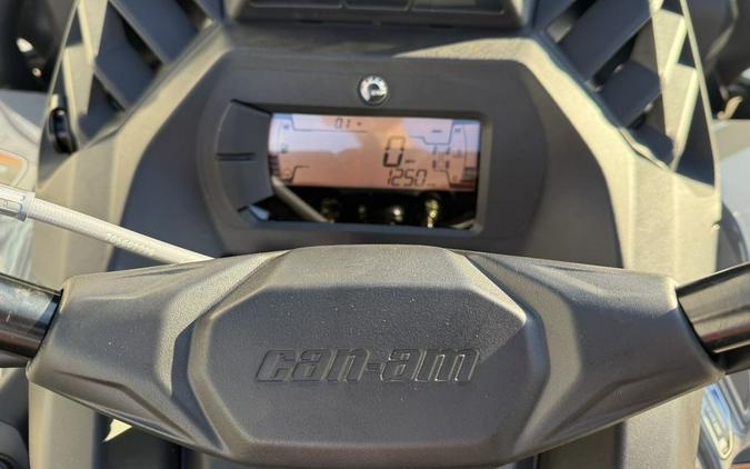 2026 Can-Am® Outlander X mr 700