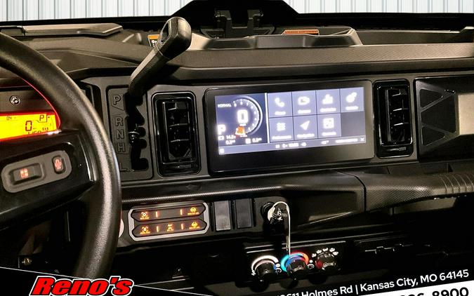 2026 Can-Am Defender MAX XT CAB HD11