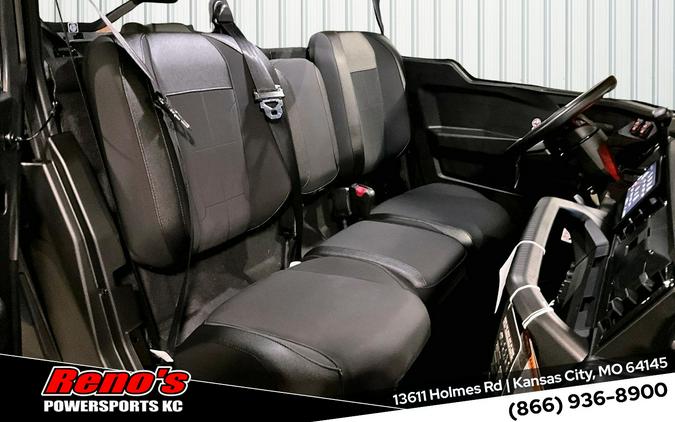 2026 Can-Am Defender MAX XT CAB HD11