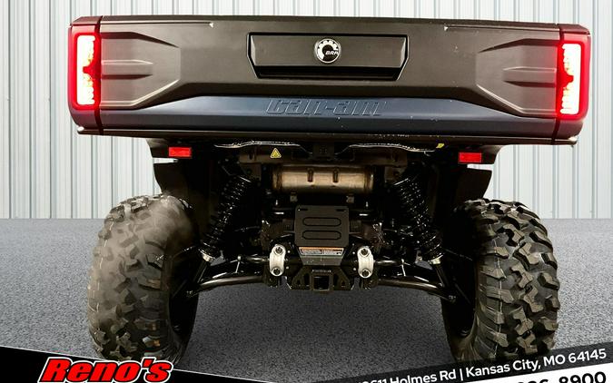 2026 Can-Am Defender MAX XT CAB HD11