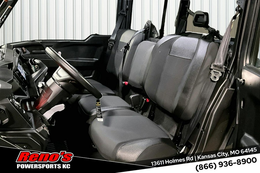 2026 Can-Am Defender MAX XT CAB HD11