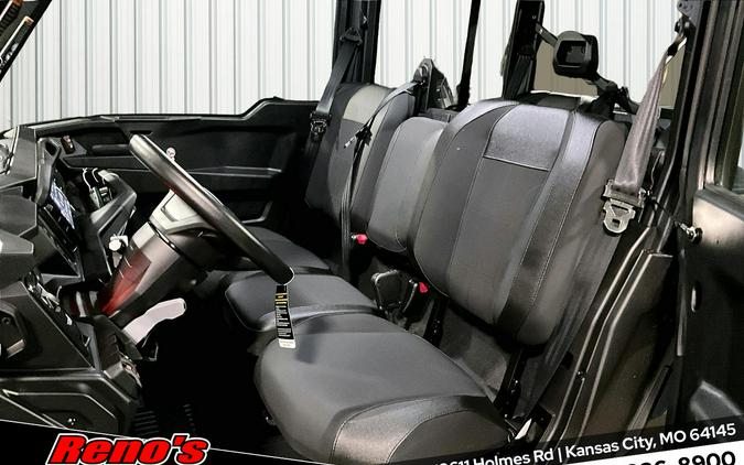 2026 Can-Am Defender MAX XT CAB HD11