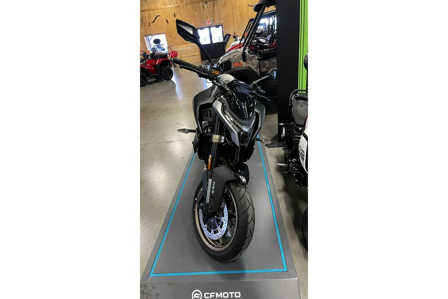 2024 CFMOTO 800NK - ZIRCON BLACK