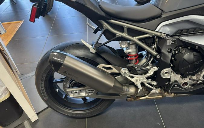 2025 BMW Motorrad S 1000 RR 1.9% W.A.C or $2500 REBATE FREE 2 YEAR EXT WARR