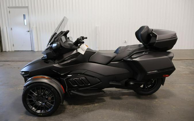 2026 Can-Am® Spyder RT Limited Dark Carbon Black