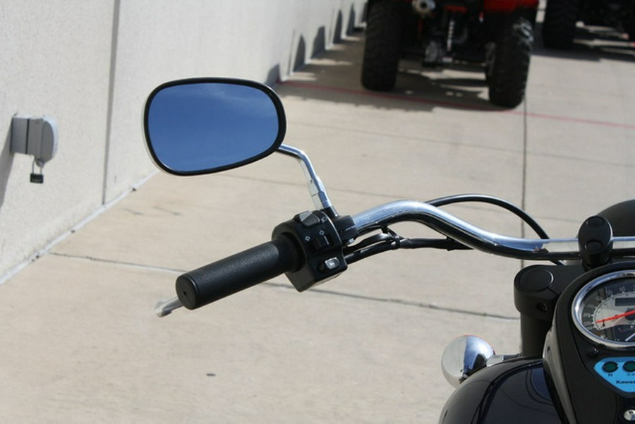 2026 Kawasaki Vulcan 900 Classic