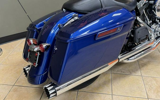 2015 Harley-Davidson Street Glide® Base