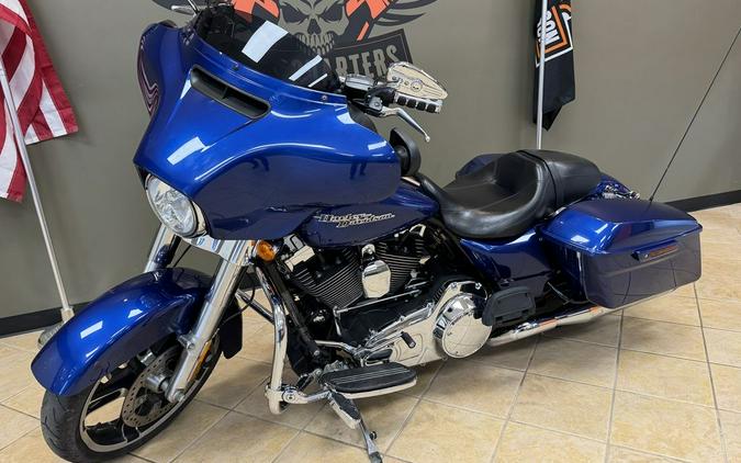 2015 Harley-Davidson Street Glide® Base