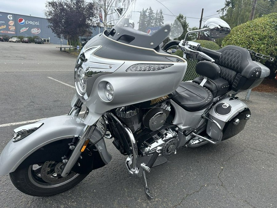 2017 Indian Motorcycle® Chieftain® Star Silver Over Thunder Black