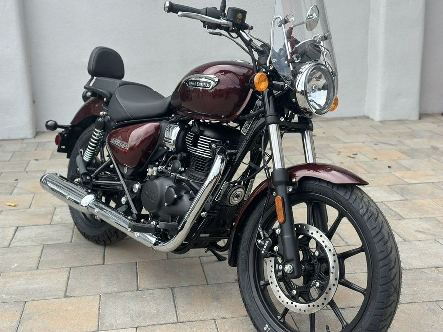 2023 Royal Enfield Meteor 350 Stellar Red