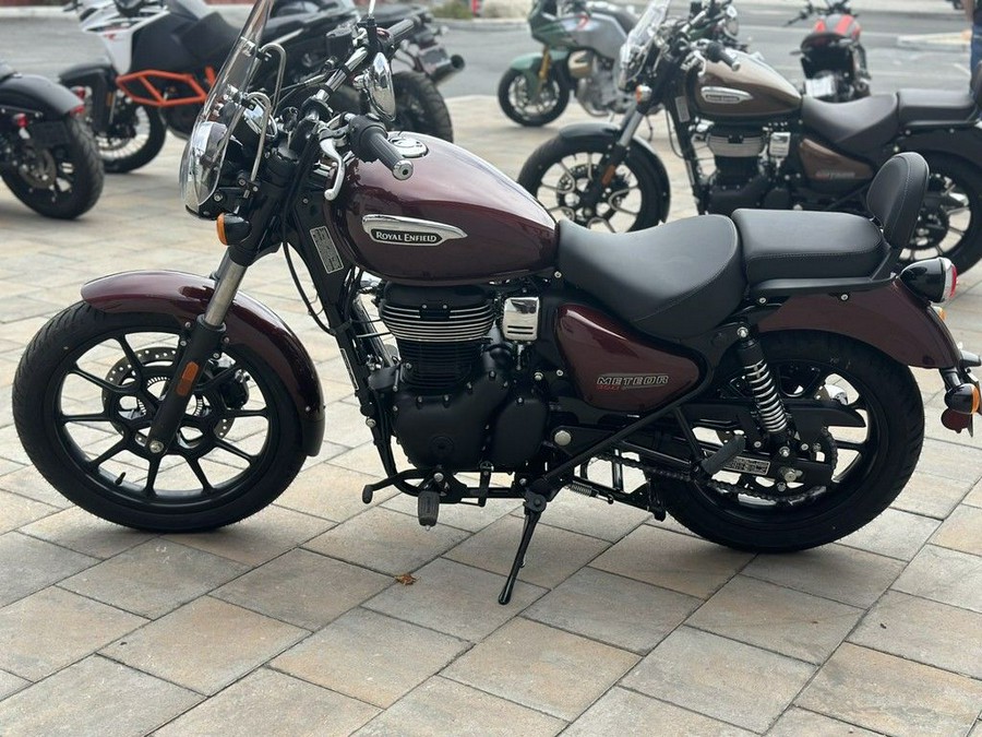 2023 Royal Enfield Meteor 350 Stellar Red