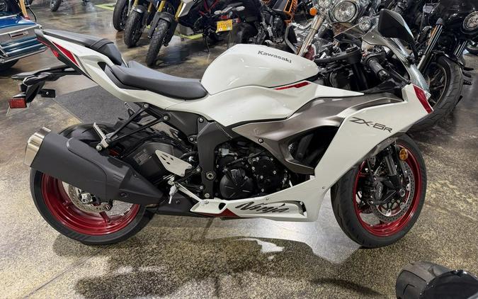 2025 Kawasaki Ninja® ZX™-6R ABS