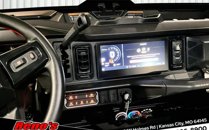 2026 Can-Am Defender MAX XT CAB HD11