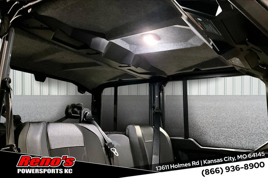 2026 Can-Am Defender MAX XT CAB HD11