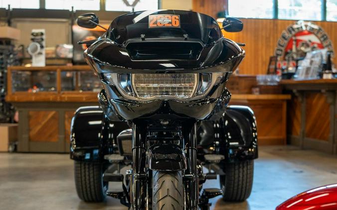 Harley-Davidson® Road Glide 3 2026 FLTRT 34683622 VIVID BLACK