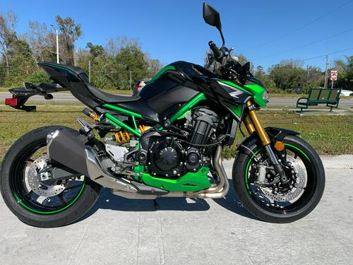 2022 Kawasaki Z900 SE Review [10 Fast Facts From the Canyons]